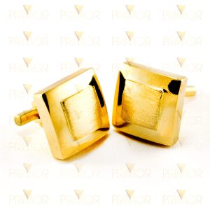 Abotoadura em ouro polido nas bordas e fosco no centro AB002