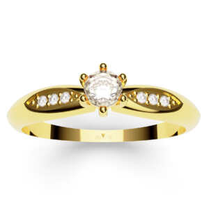 Anel solitário em ouro com corte facetado e pedra com 6 garras DB008