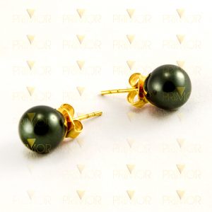 Brinco em ouro com pérola negra em várias medidas BR070