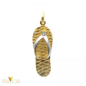 Pingente em ouro com formato de chinelo e diamante de 1 ponto PG012